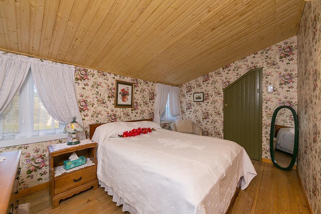 Auberge Gite Maison Des Lilas La Malbaie Exteriér fotografie