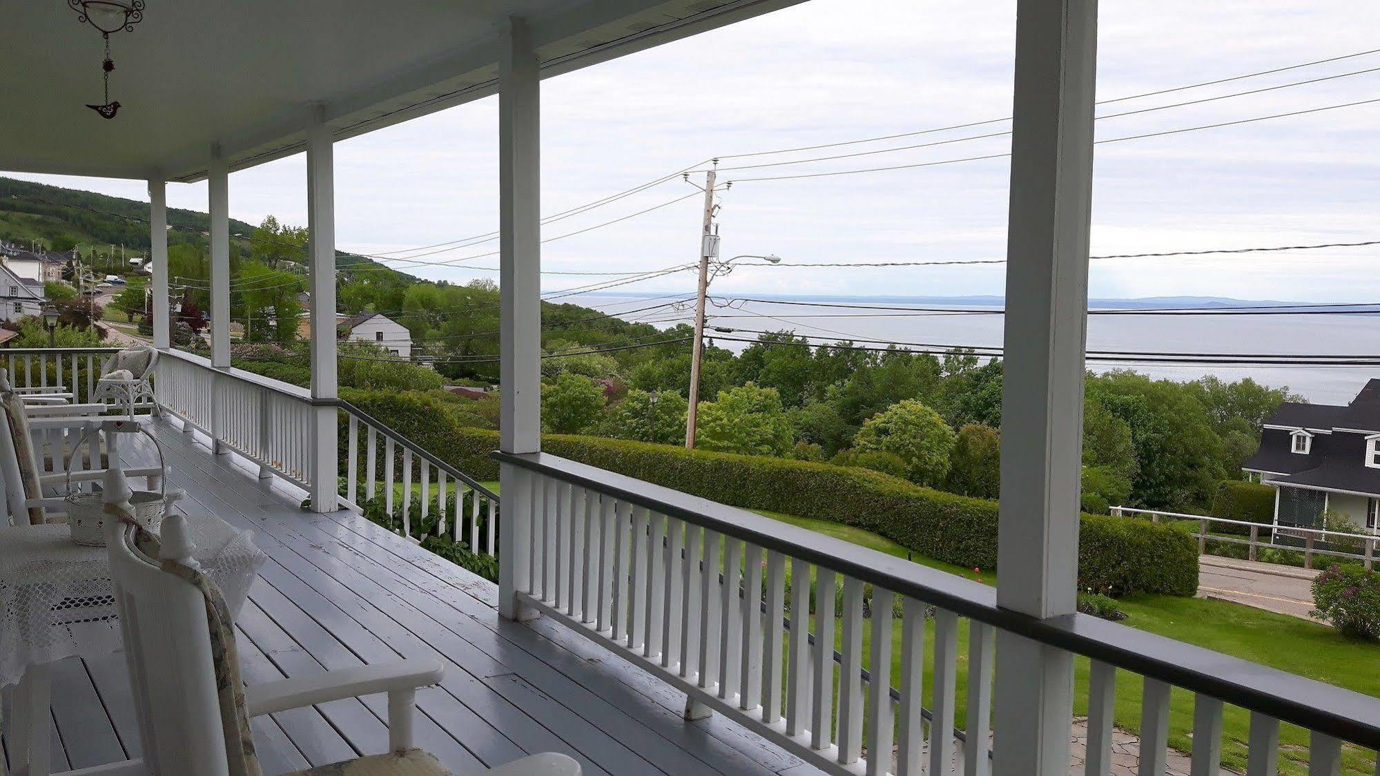 Auberge Gite Maison Des Lilas La Malbaie Exteriér fotografie